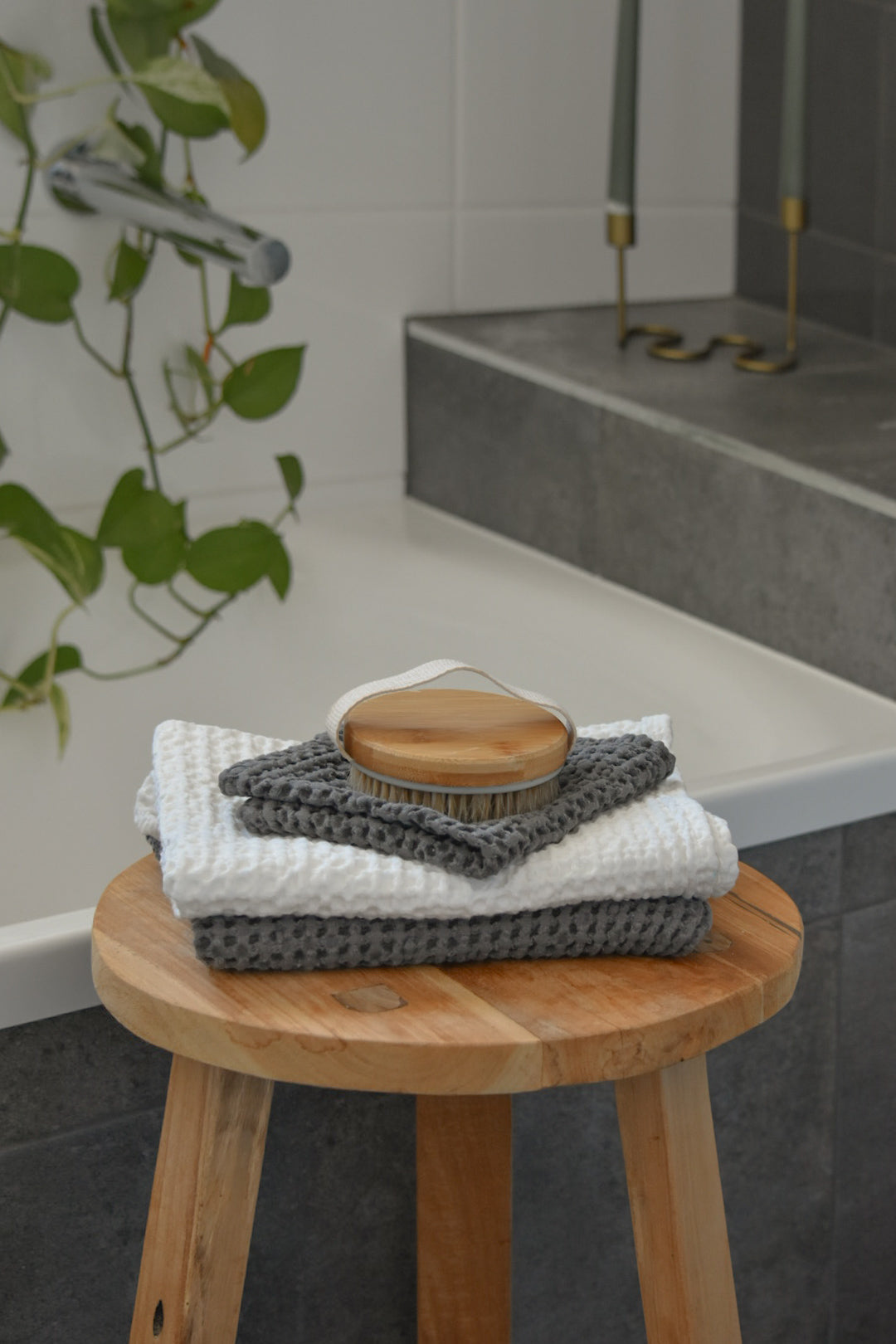 100% Organic Cotton Rustic Waffle Standard Tea Towel - Hand Towel - Charcoal